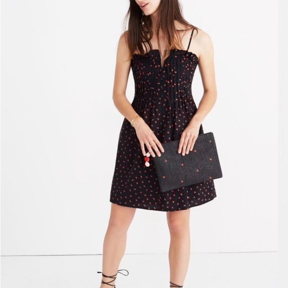 Madewell Pintuck Cami Dress in Black with Strawberry Fruit Print 00 - Picture 1 of 10